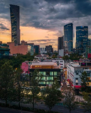 L102 New studio apt 1Bdrm 1bath AC Rooftop